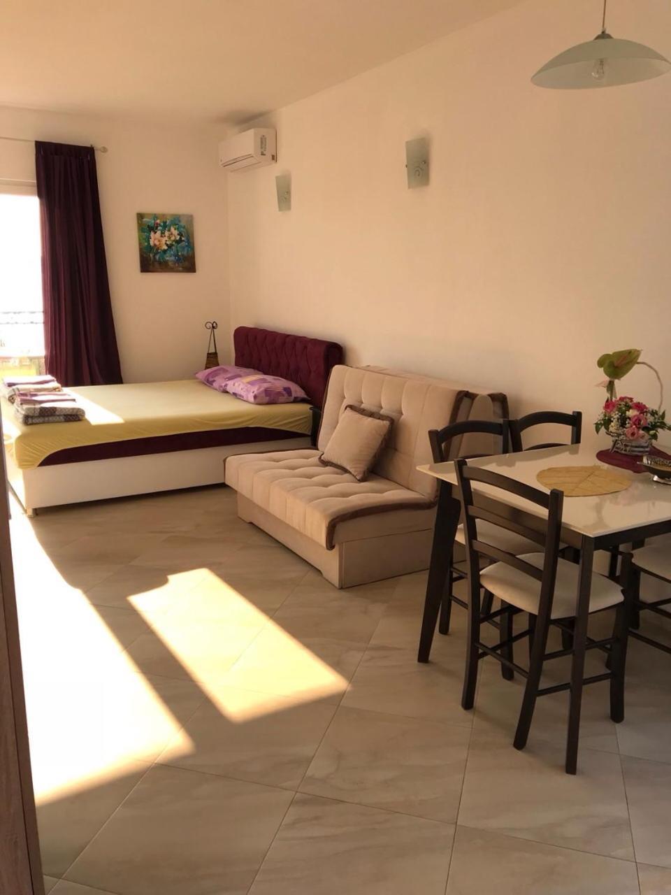 Apartmani Roganovic Luštica Exterior foto