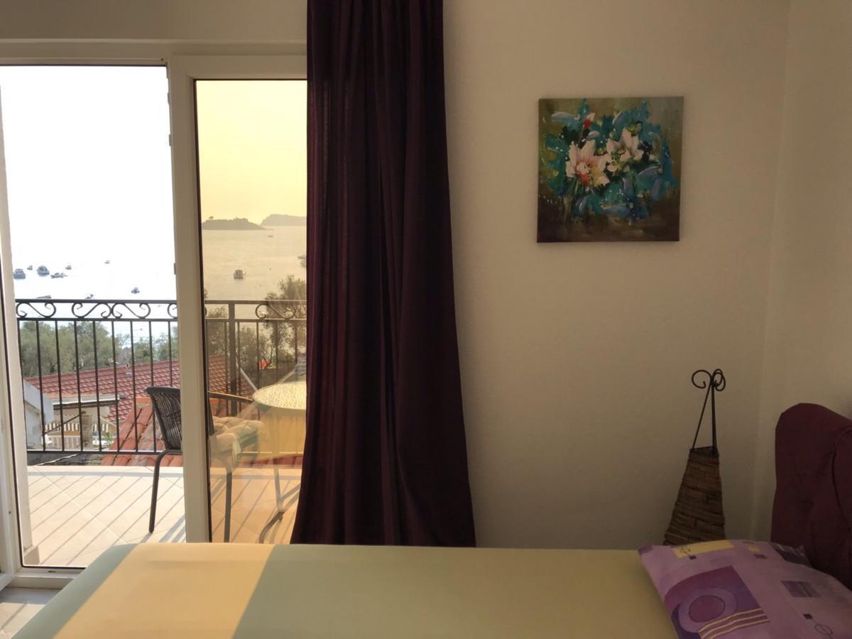 Apartmani Roganovic Luštica Exterior foto